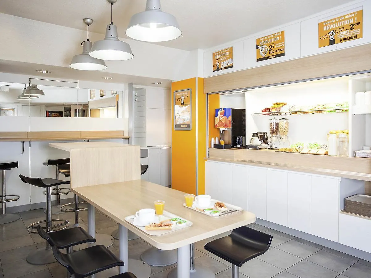 Hotelf1 Saint Brieuc Tregueux 2*,  France